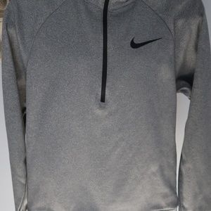 Nike Dri Fit 1/2 zip pullover